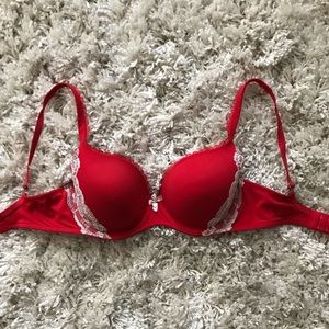 Victoria Secret bra